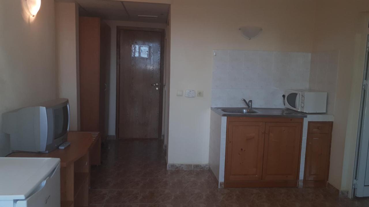 קרנבו Hotel Palace מראה חיצוני תמונה