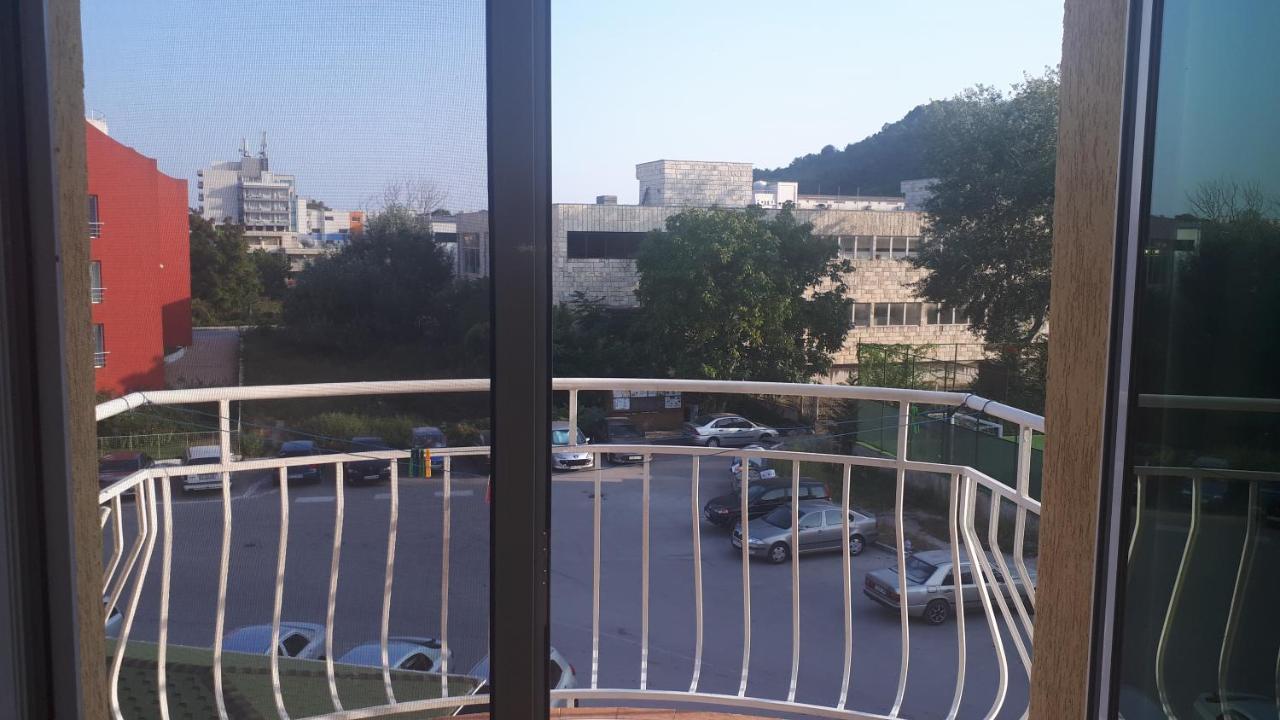 קרנבו Hotel Palace מראה חיצוני תמונה